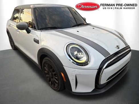 Used 2024 MINI Cooper 4-Door Hardtop FWD image 1