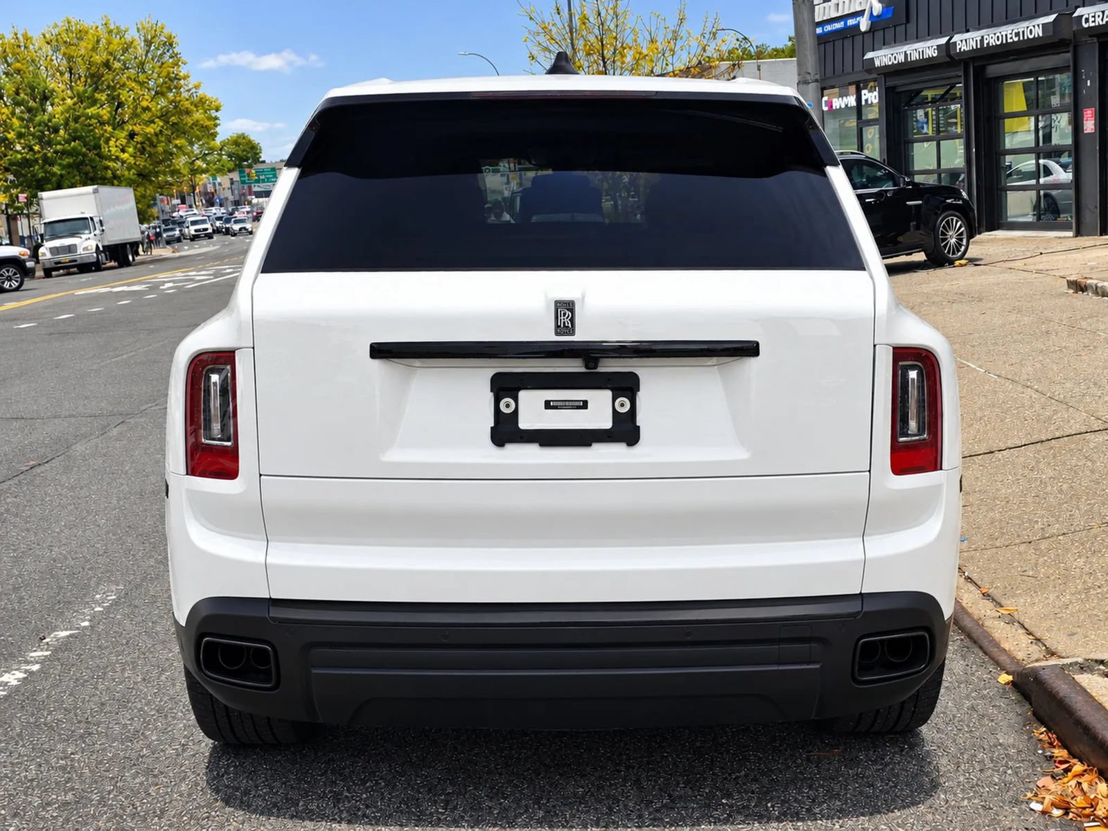 Used 2020 Rolls-Royce Cullinan Black Badge AWD/4WD image 10