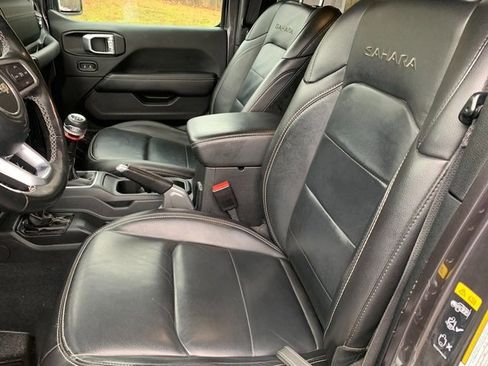 Used 2022 Jeep Wrangler Unlimited Sahara w/ LED Lighting Group image 16