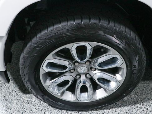 Used 2022 RAM 1500 Laramie w/ Laramie Southwest Edition AWD/4WD image 11
