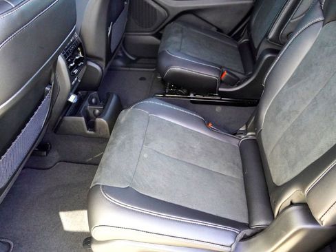 New 2025 Jeep Grand Cherokee L Altitude image 30