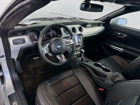 Used 2016 Ford Mustang Premium RWD image 9