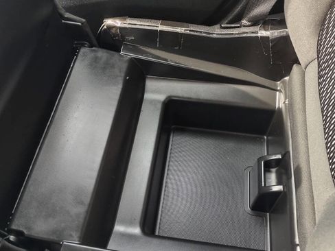 Used 2011 Dodge Journey Mainstreet w/ Popular Equipment Group image 22