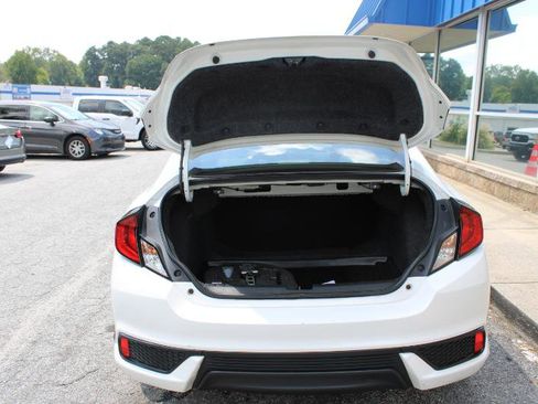 Used 2019 Honda Civic EX image 10