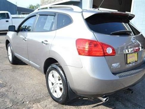 Used 2013 Nissan Rogue SV AWD/4WD image 8