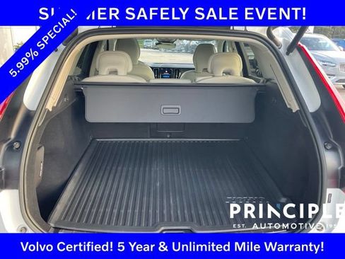 Certified 2023 Volvo XC60 B5 Plus w/ Climate Package FWD image 28