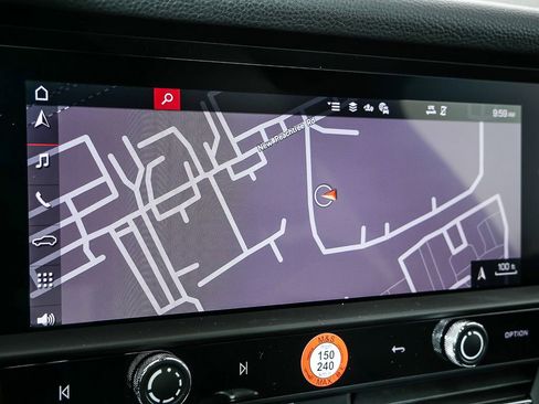 New 2026 Porsche Macan image 16