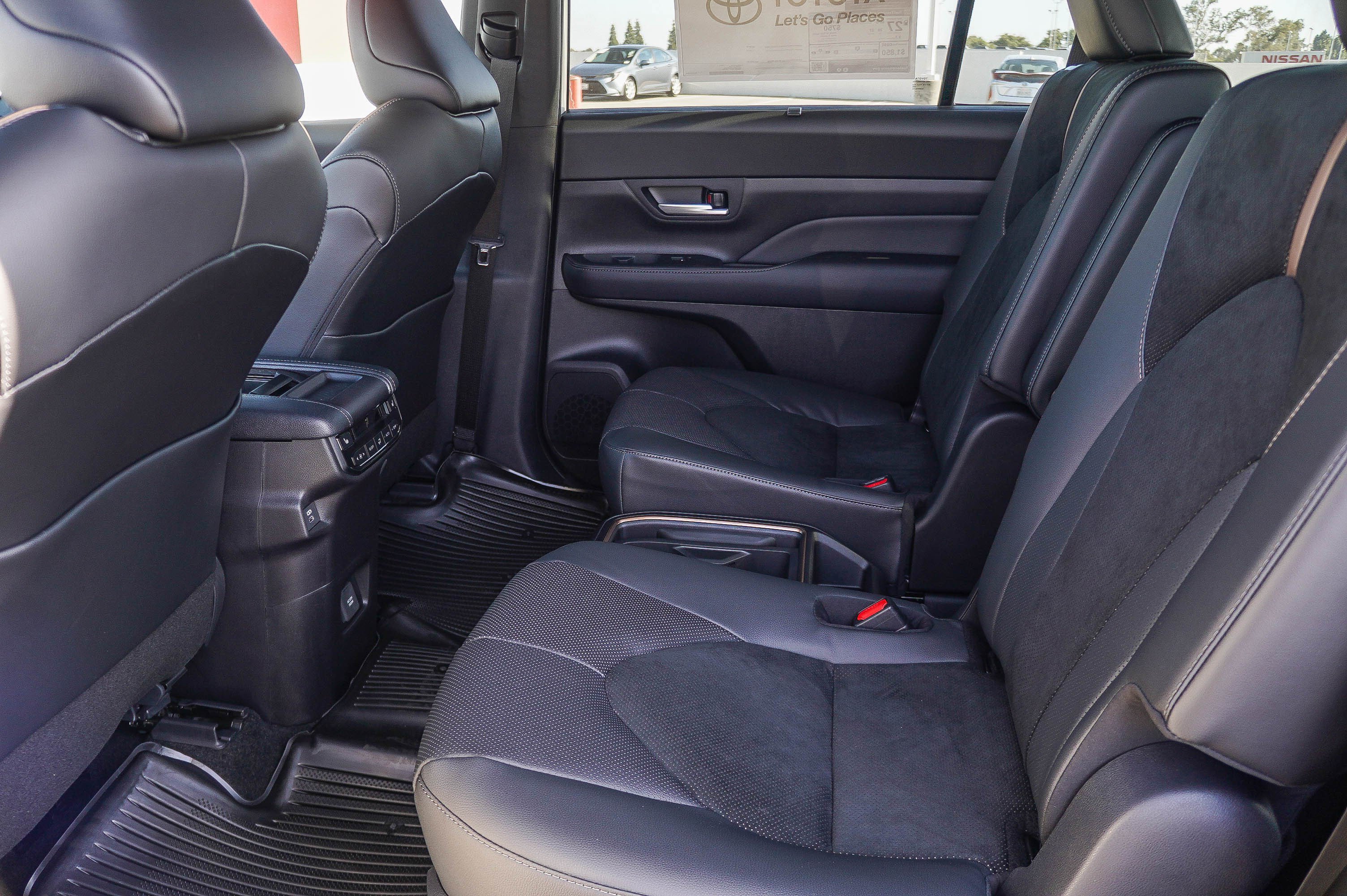 New 2026 Toyota Grand Highlander AWD Hybrid image 21