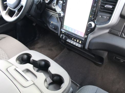 Used 2025 RAM 2500 Big Horn image 22