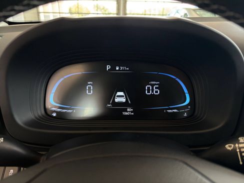Used 2026 Hyundai Venue SEL FWD image 41