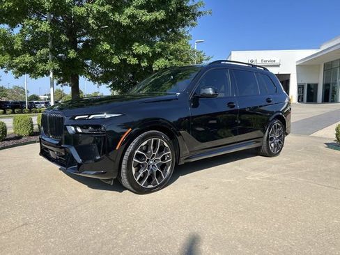 Used 2026 BMW X7 xDrive40i w/ Executive Package AWD/4WD image 1