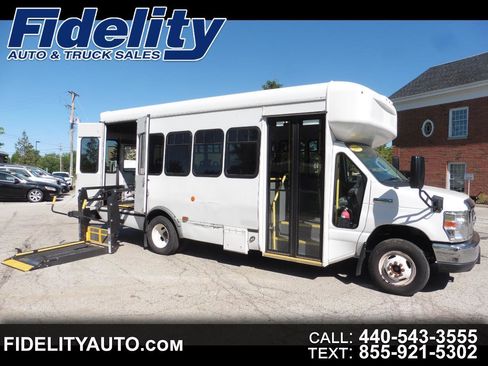 Used 2017 Ford E-450 and Econoline 450 Super Duty w/ Shuttle Bus Prep Package RWD image 1