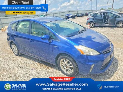 Used 2013 Toyota Prius V Three FWD image 5