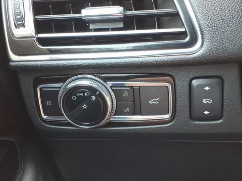 Used 2021 Lincoln Navigator Reserve w/ Luxury Package image 21