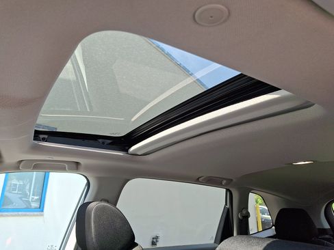 Used 2025 Honda CR-V EX image 14