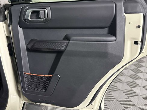 Used 2025 Ford Bronco Raptor AWD/4WD image 18