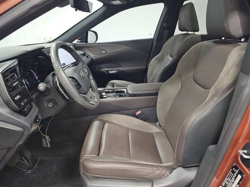 Used 2023 Lexus RX 350 w/ Accessory Package (2T) AWD/4WD image 9