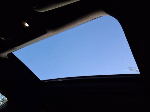 Used 2023 Nissan Armada Platinum w/ Captain's Chairs Package image 20