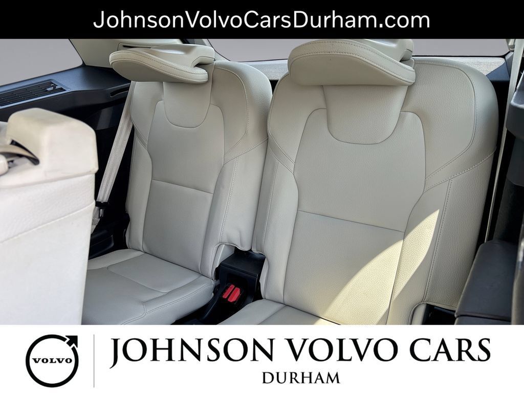 Used 2023 Volvo XC90 B5 Core w/ Climate Package AWD/4WD image 27