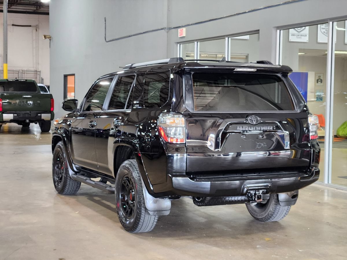 Used 2022 Toyota 4Runner SR5 RWD image 7