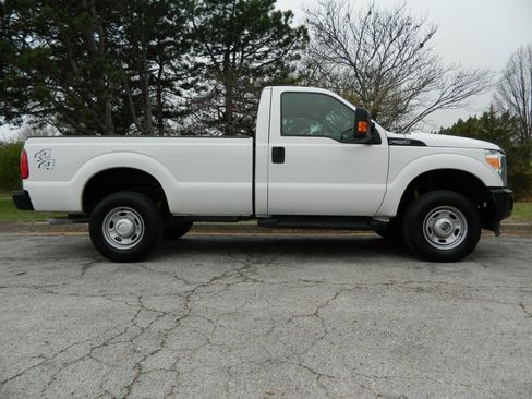 Used 2015 Ford F250 XL w/ Power Equipment Group image 5