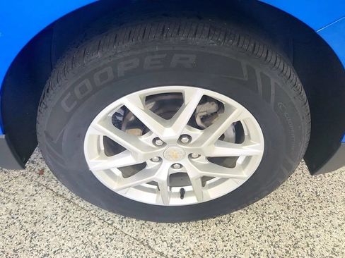 Used 2024 Chevrolet Equinox LS w/ LPO, Floor Liner Package FWD image 30
