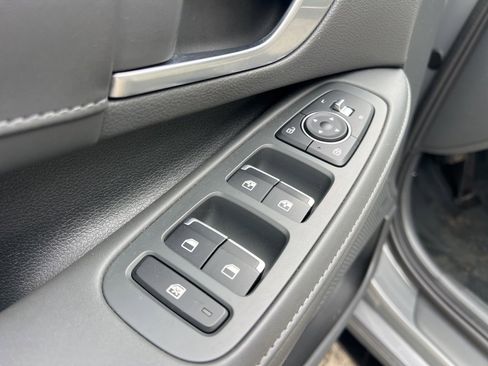 Used 2020 Hyundai Sonata Limited image 10