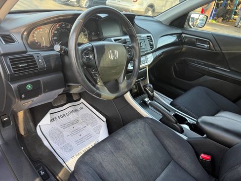 Used 2014 Honda Accord Sport image 10
