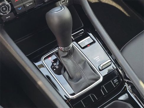 New 2026 Jeep Compass Latitude image 11