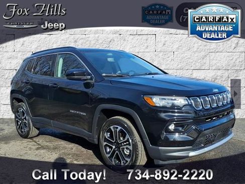 Used 2022 Jeep Compass Limited image 1