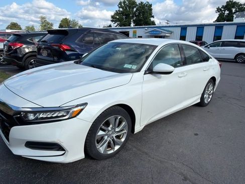 Used 2018 Honda Accord LX image 2