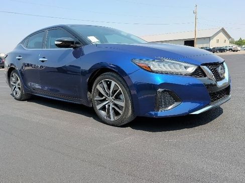 Used 2020 Nissan Maxima 3.5 SV w/ Floor Mat Group FWD image 2