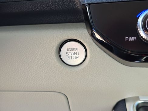 New 2026 Kia Carnival EX image 27