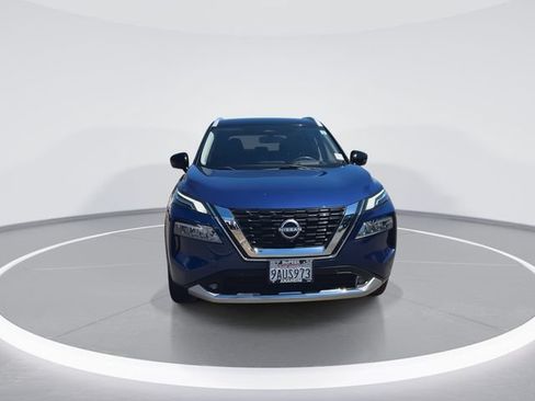 Used 2022 Nissan Rogue Platinum w/ Head-Up Display Package FWD image 3