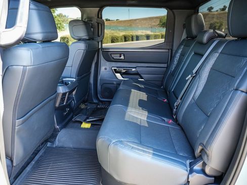 Used 2025 Toyota Tundra Limited AWD/4WD image 18