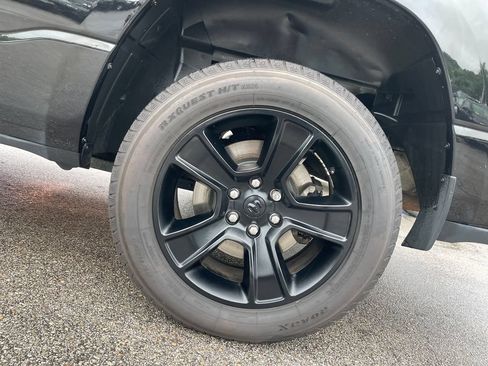 Used 2023 RAM 1500 Big Horn AWD/4WD image 10