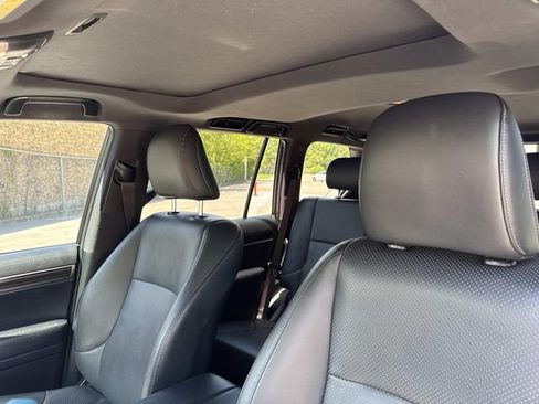 Certified 2023 Lexus GX 460 Luxury w/ Accessory Package AWD/4WD image 33