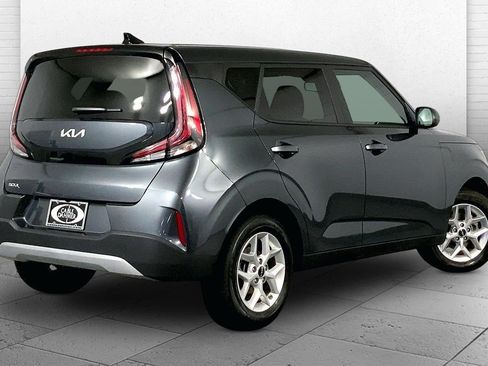 Certified 2025 Kia Soul LX w/ LX Technology Package FWD image 13