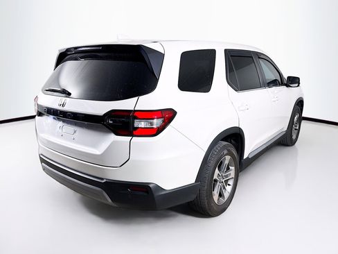 Certified 2025 Honda Pilot EX-L image 32