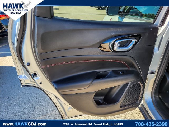Used 2025 Jeep Compass Trailhawk AWD/4WD image 22