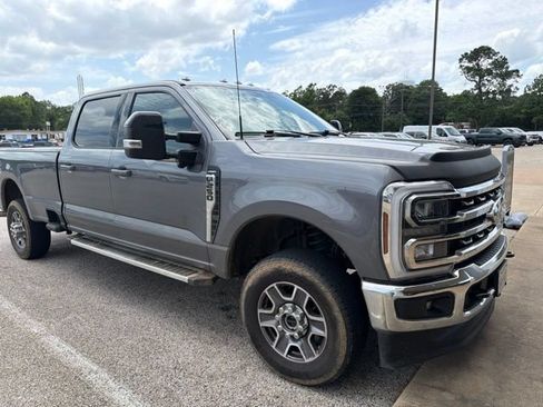 Used 2024 Ford F250 Lariat w/ FX4 Off-Road Package AWD/4WD image 4