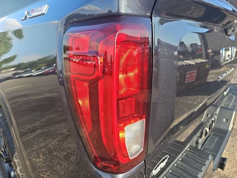 Certified 2023 GMC Sierra 1500 Elevation AWD/4WD image 39