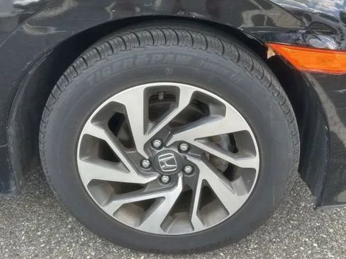 Used 2017 Honda Civic EX image 12