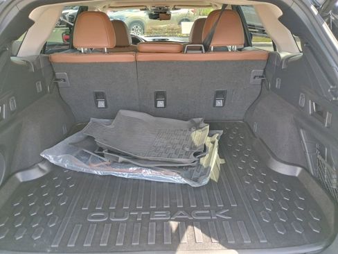 Certified 2023 Subaru Outback Touring AWD/4WD image 18