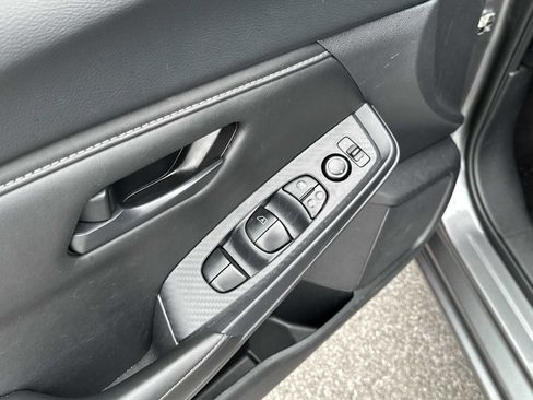 Used 2024 Nissan Sentra S image 14