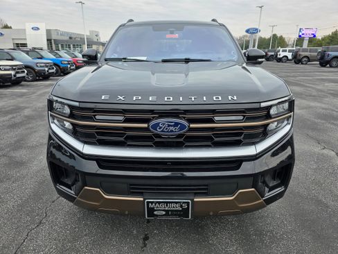 Used 2025 Ford Expedition King Ranch image 6