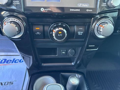 Used 2024 Toyota 4Runner TRD Off-Road AWD/4WD image 23