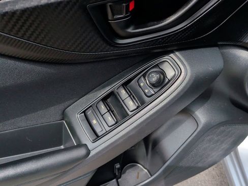 Used 2019 Subaru Impreza 2.0i Premium image 11