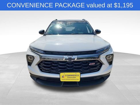 Used 2024 Chevrolet TrailBlazer RS w/ Convenience Package FWD image 2