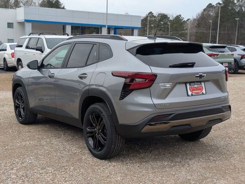 New 2026 Chevrolet Trax ACTIV w/ Sunroof Package image 4